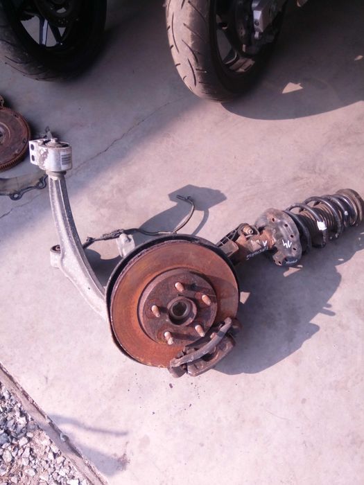 Zawieszenie przód prawe opel Insignia a 2.0 cdti  lift kompletne