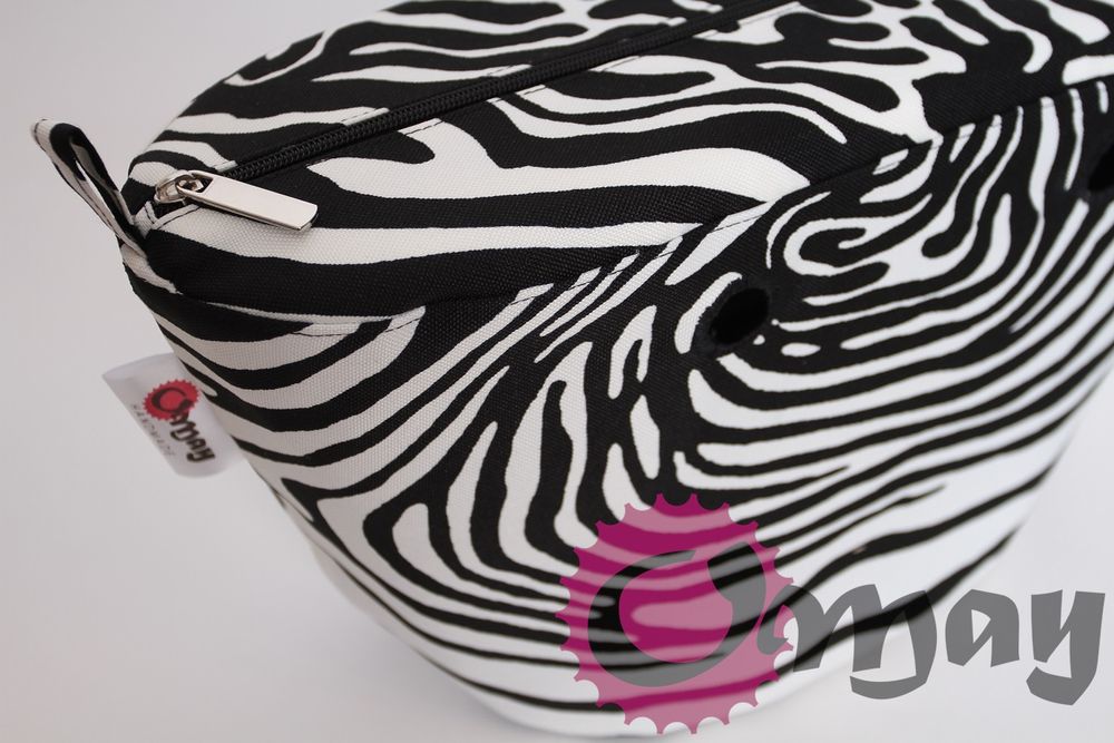Czarny organizer do OBAG KNIT MINI Playa Mini zebra 2 kieszenie OMAY