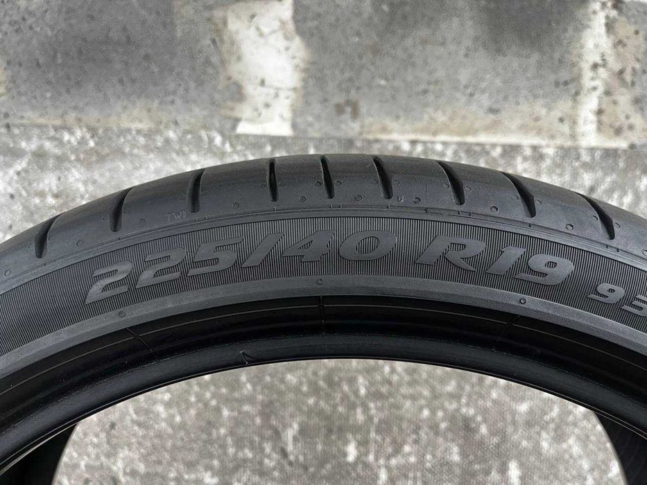 225/40 R19 PIRELLI PZERO PZ4 RUN FLAT літні шини