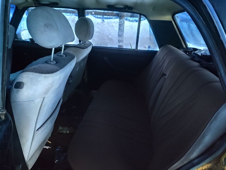 Продам дві машини за 900  доларів торг присутній або обміняю