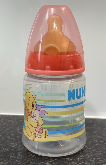 Conjunto de chupetas e biberão NUK