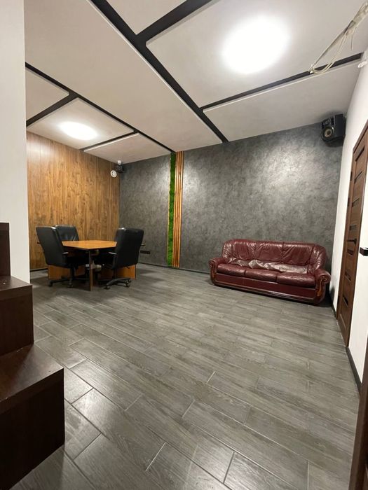 Сдам в оренду ТОП офис Софиевская Борщаговка, Львовский Маеток. 59 м.