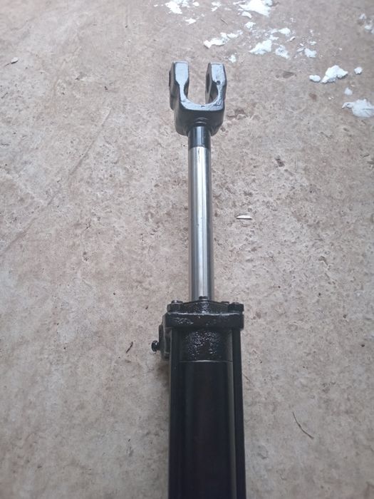 Гідроциліндр  на сільгосптехніку. Гідроциліндр ЦС 55.