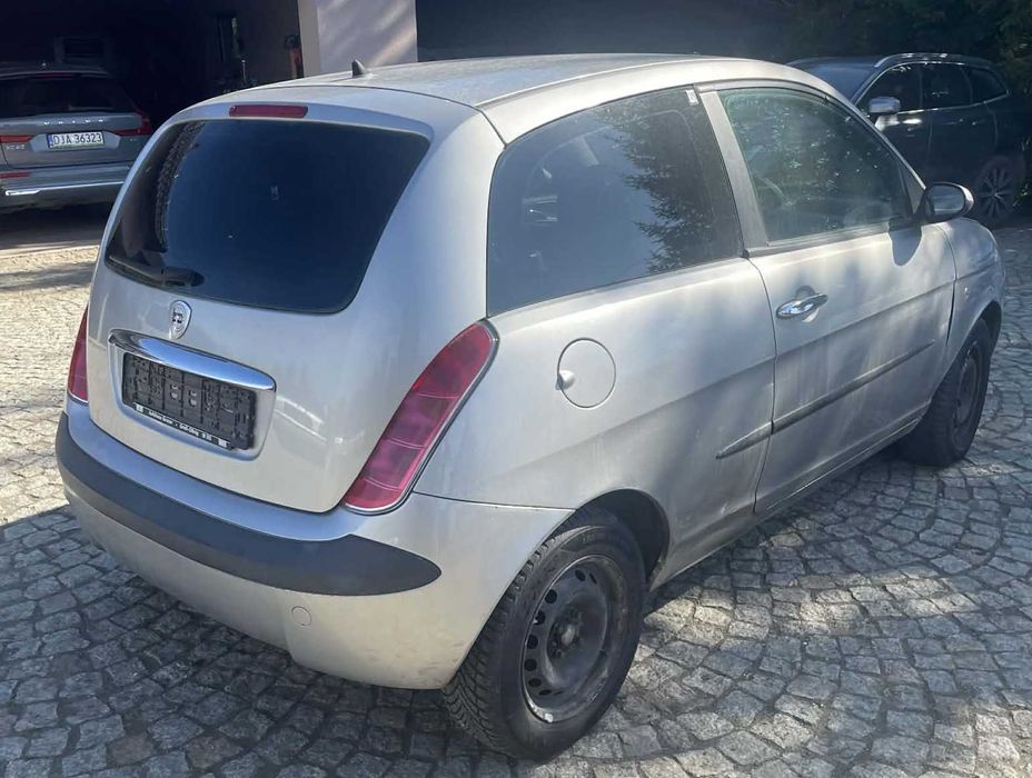 LANCIA YPSILON 1,2 inne auta