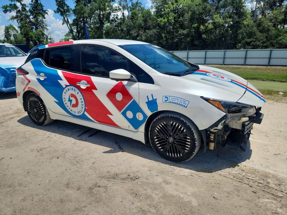 Nissan leaf 2023