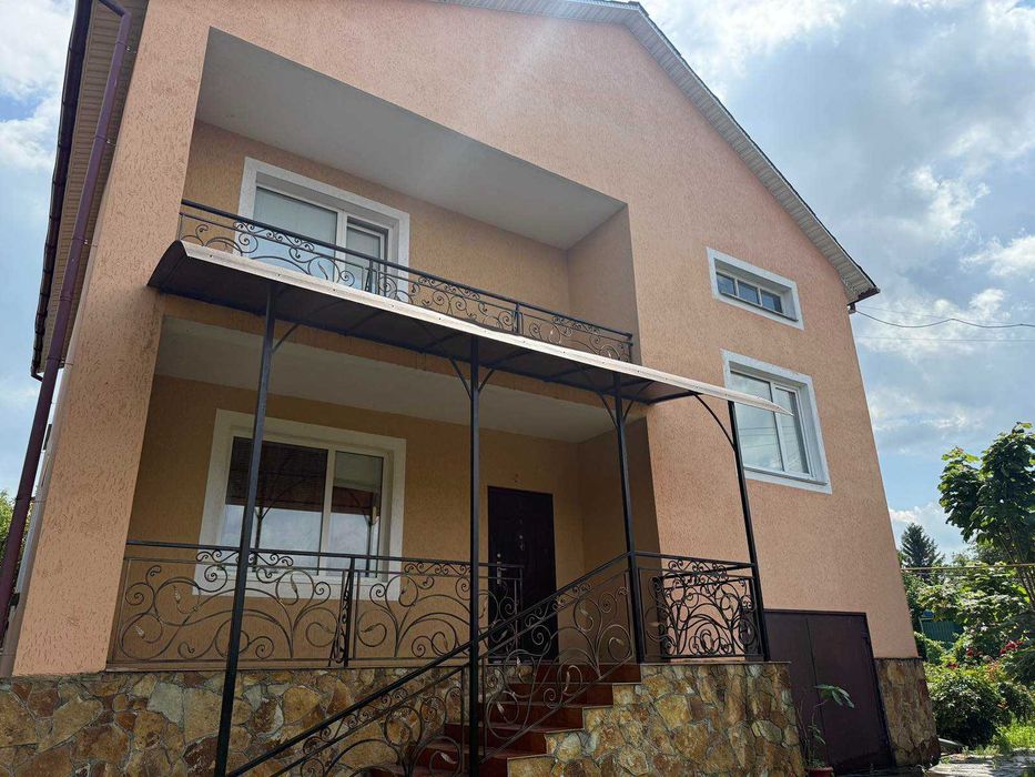 Продаж 2 поверхового будинку з гаражем, с. Тиврів