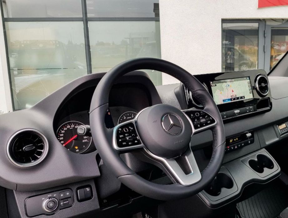 Auto mercedes Sprinter nowy