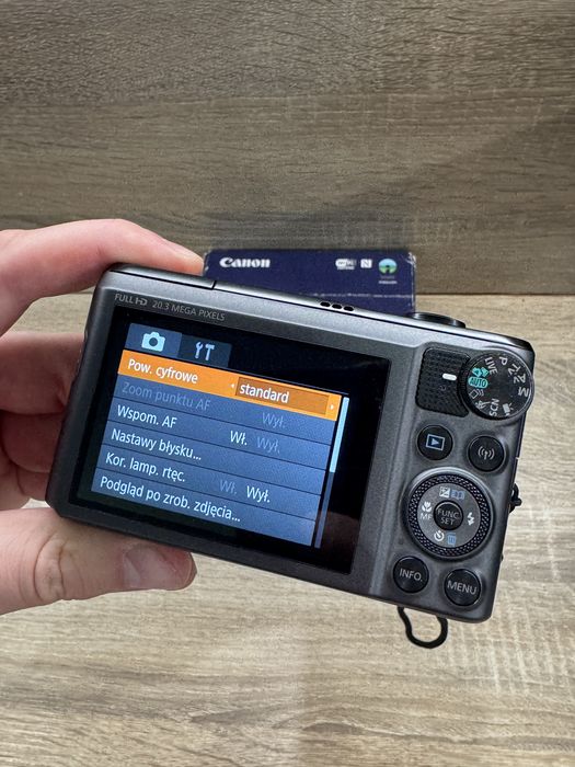 Canon PowerShot SX720HS