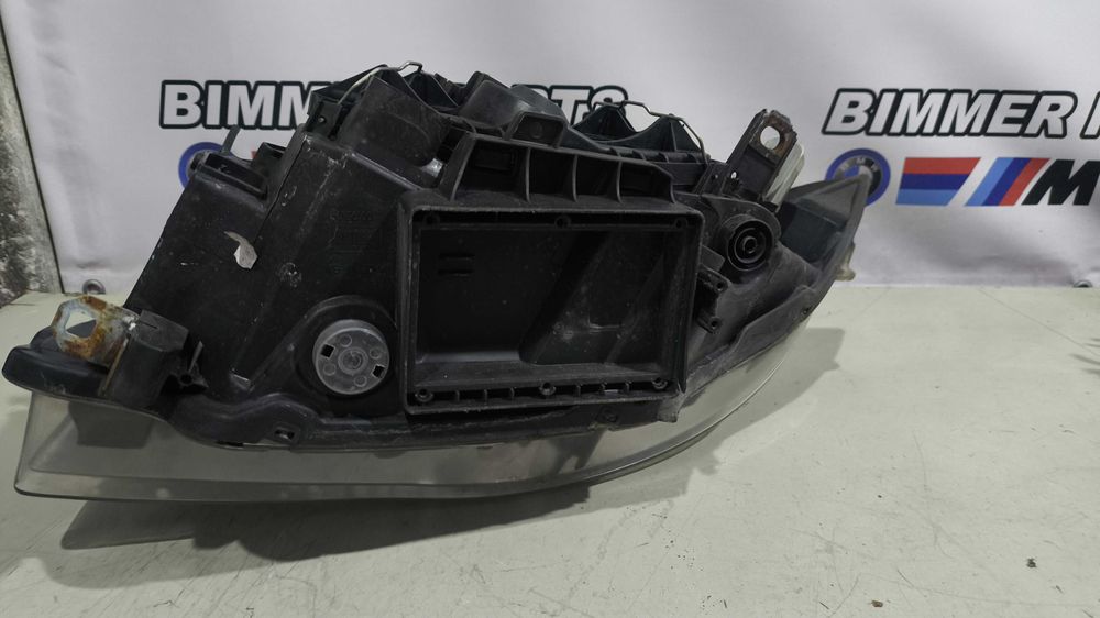 Farol BMW serie 1 (E81/E82/E87/E88) Pré-LCI Direito 7249.652