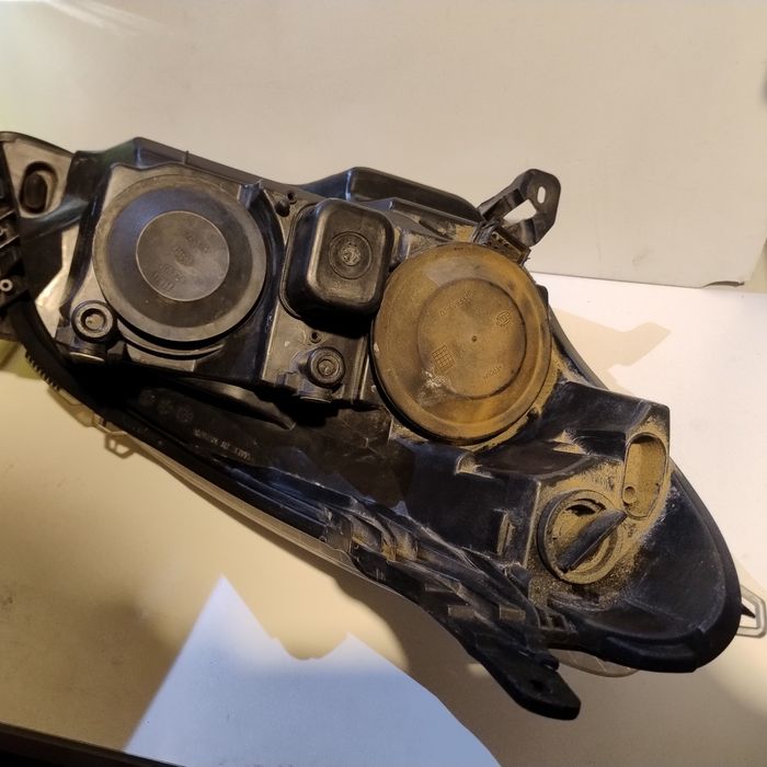Lampa przednia lewa opel astra H