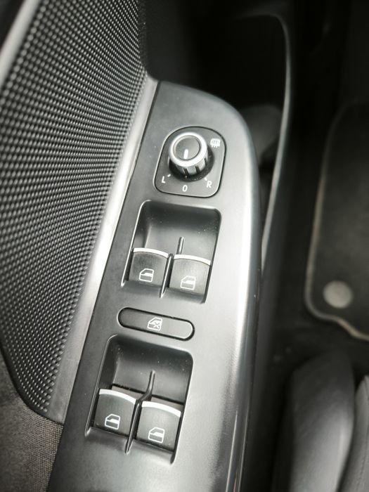 Volkswagen Golf VI