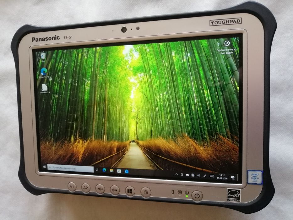 Panasonic Toughpad FZ-G1 MK3 i5-5 gener
4GB 128GB SSD 
Windows 10/11 4
