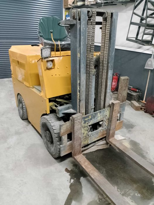 Wózek widłowy RAK B7