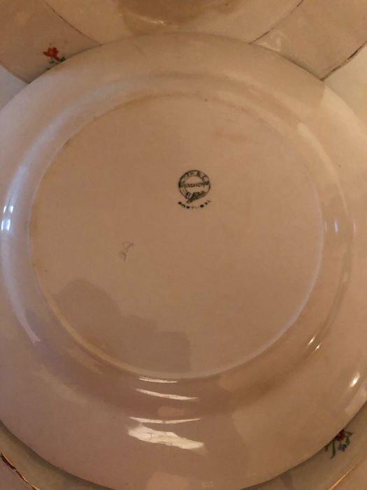 Conjunto pratos antigo