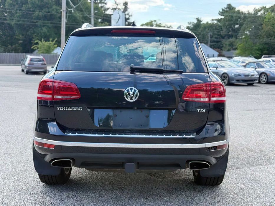 Volkswagen Touareg Executive      2013