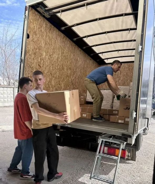 Вантажоперевезення, перевозки, Грузоперевозки с услугами грузчиков