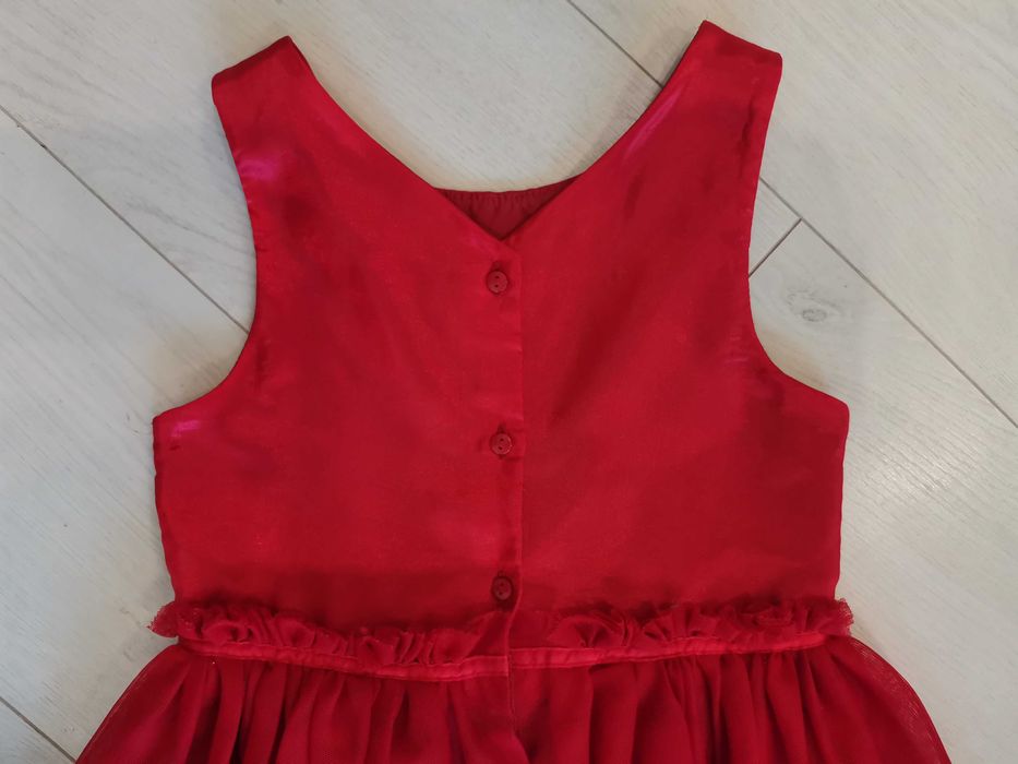 Фирм. красивое нарядное пышное красное платье НМ на 5-6-7 лет, 116 см