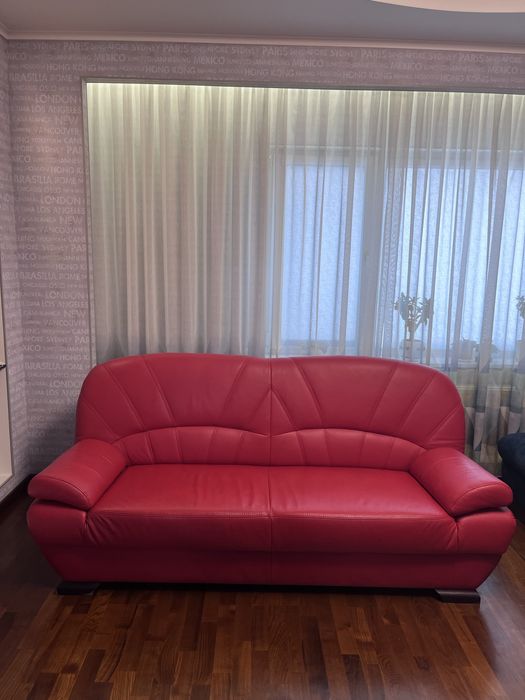 Диван з натур.шкіри