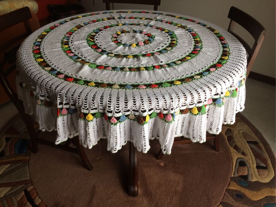 Panos de renda mais talha de mesa