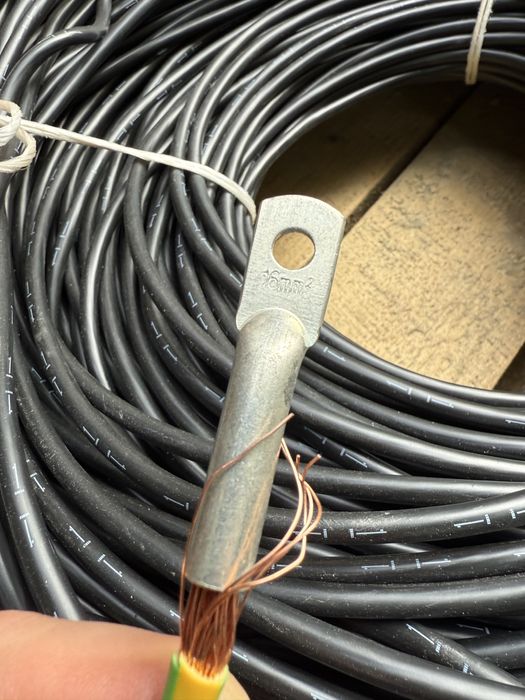 Німецький Кабель-Провід ПВ3 16мм Колір Чорний / Жовтозеленний