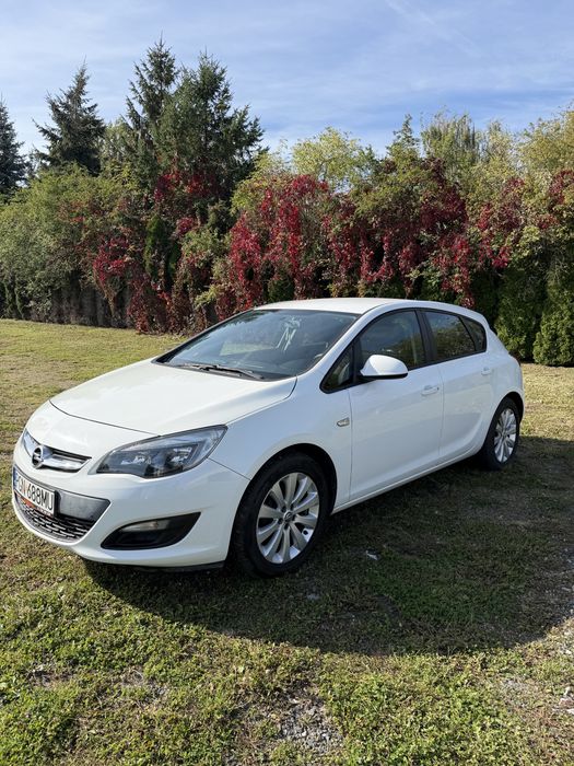 Opel Astra J 2013