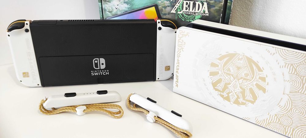 Nintendo Switch OLED Zelda - Desbloqueada CFW + Cartão 256GB