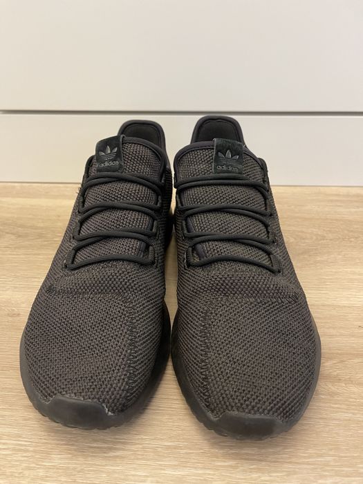 Adidas tubular pretos