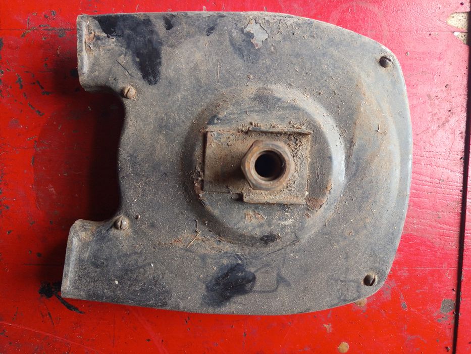 Жилізний кожух задньої зірки мінск