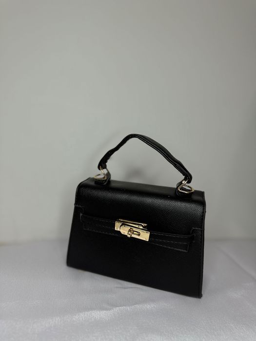 Сумочки трендові різні варіанти (листайте)