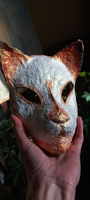 Маска з папьє-маше. Декор.