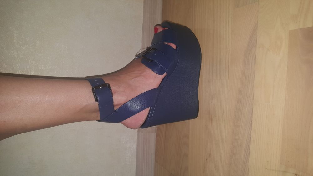 Босоножки Vitto Rossi кожа 38,5 - 39размер.