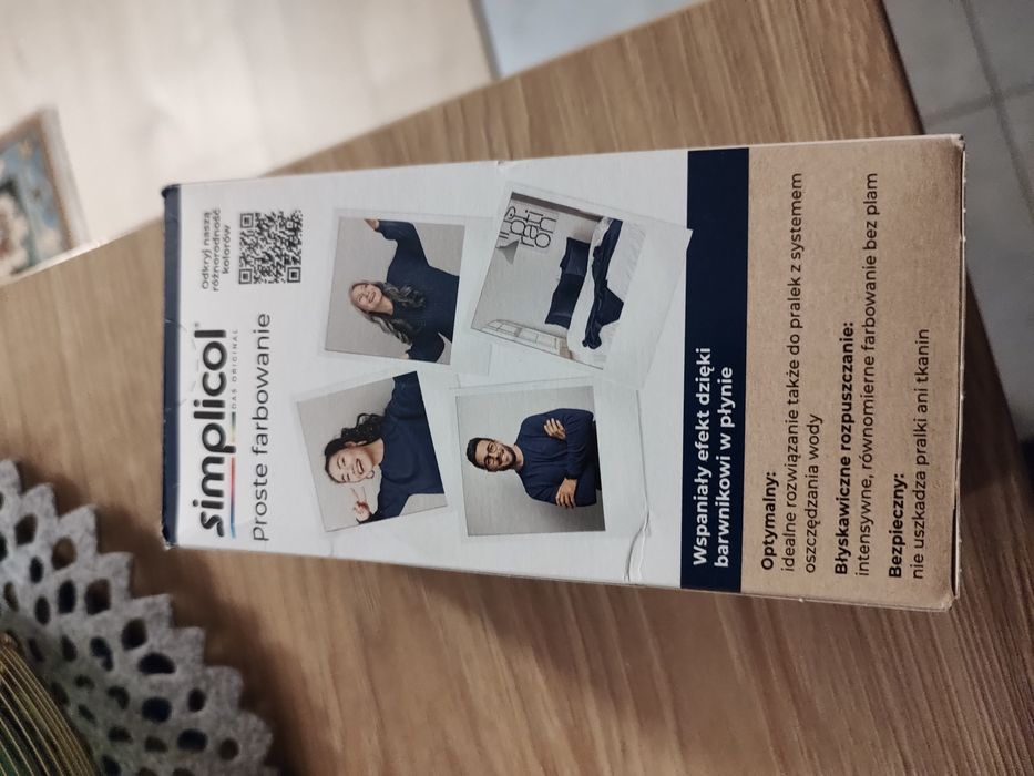 Barwnik do ubrań tkanin Simplicol ciemny granat
