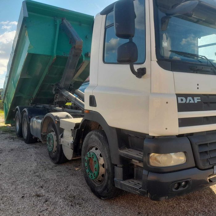 Camião DAF (85.460)