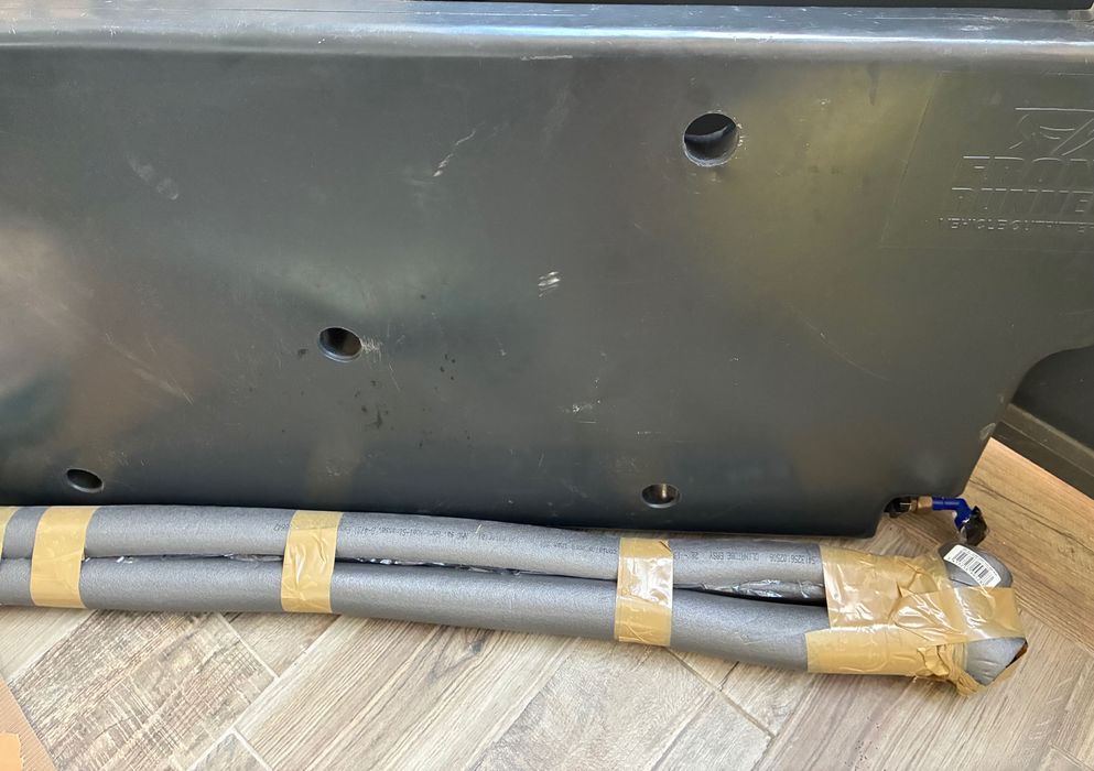 Tanque Vertical 45L + Bomba Fiamma AQUA8 e Painel So7ar Extra