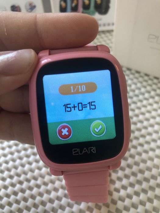 Дитячий смарт-годинник Elari KidPhone 2 рожевого кольору