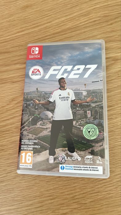 Nintendo Switch + FC27