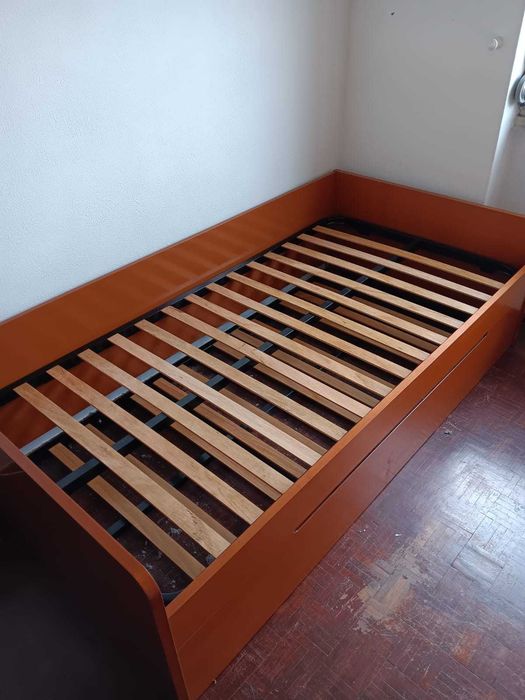 cama de solteiro com cama-gavetão