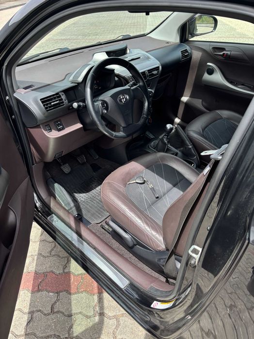 Toyota IQ 1.4 D4-D 90cv Full extras!!! — photo 5