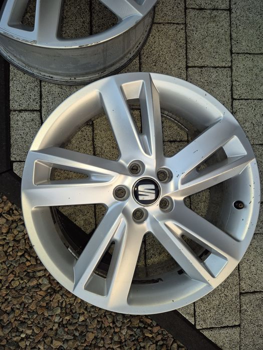 Alufelgi seat arona 5x100 17 cali oryginalne 2020r