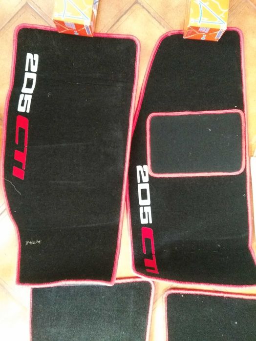 Cintos de segurança e tapetes para Peugeot 205