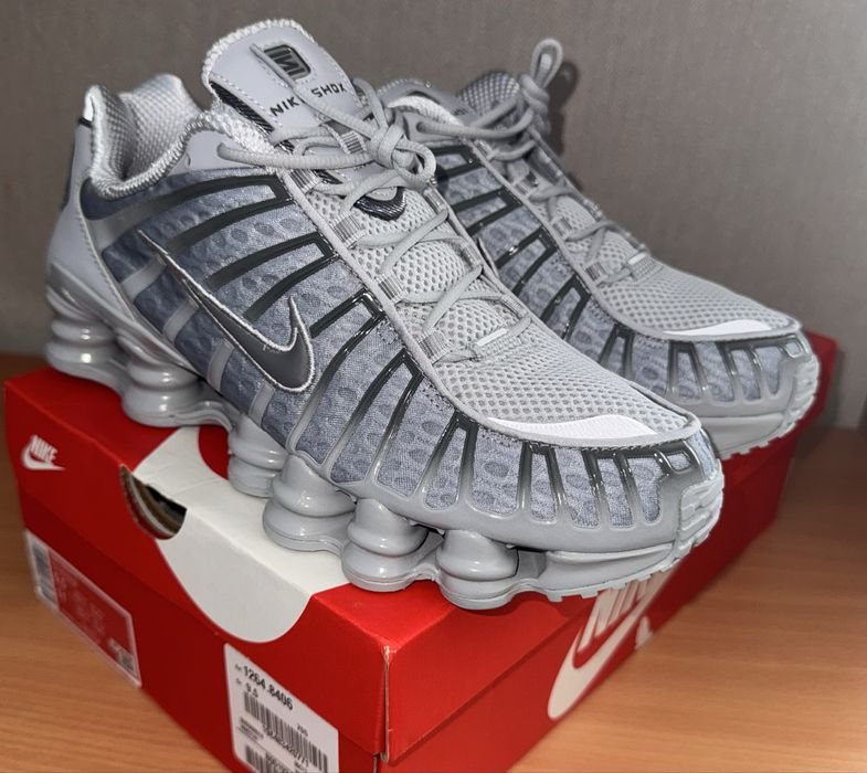 Nike Shox Wolf Grey