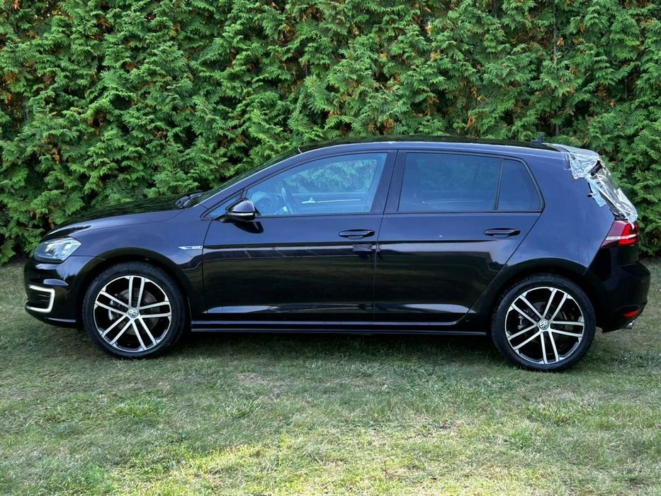 Volkswagen Golf #Xenon #GTE #DSG