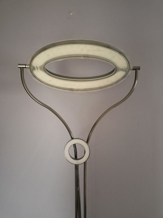 lampa stojąca LED, regulowana, stan bardzo dobry