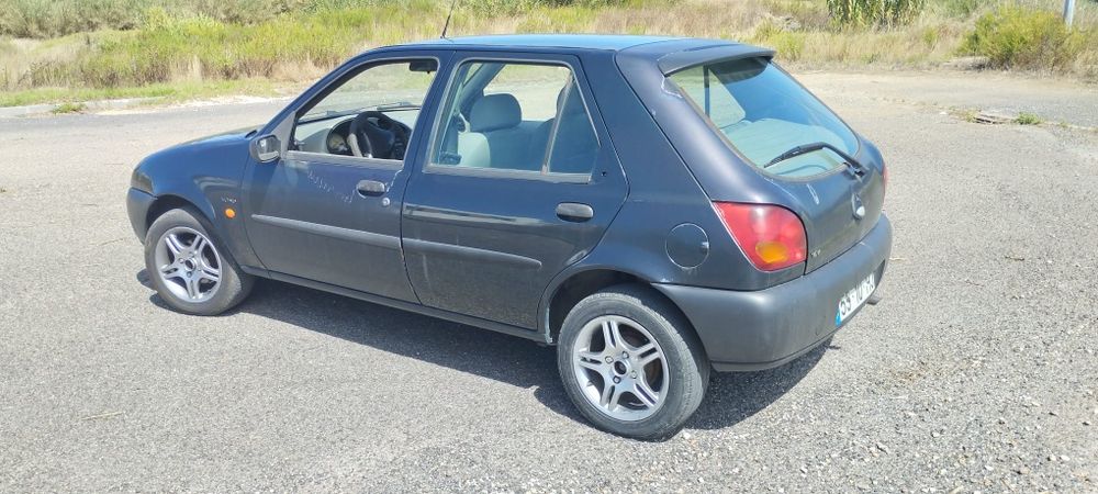 Ford Fiesta MK4 1.25 Negociável foto 3