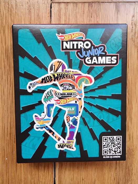 Машинка та скейти Hot Wheels з Макдональдс