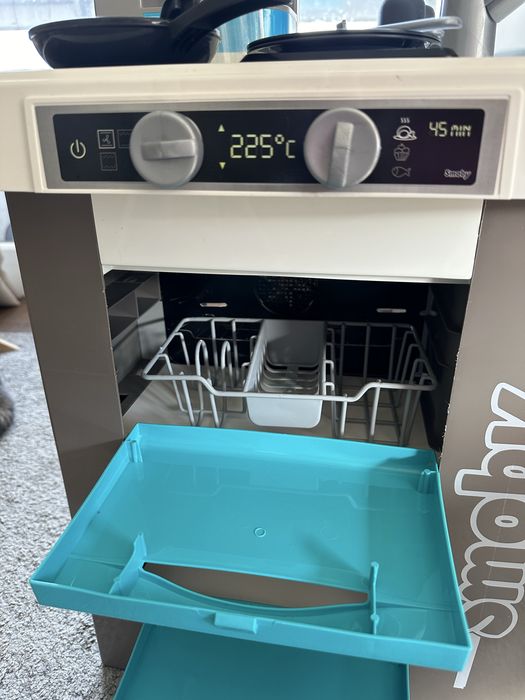 Smoby Kuchnia miniTefal Studio 28 akcesoria Magic