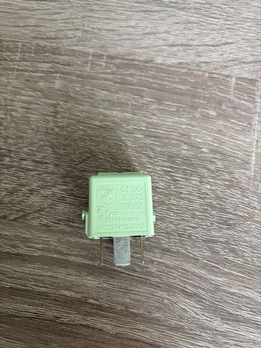 Реле автомобільне BMW 61.36-8 373 700