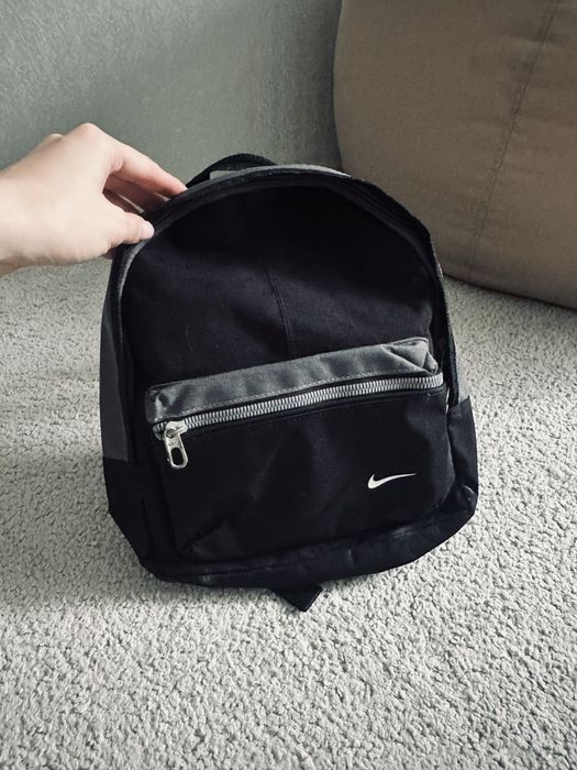 Рюкзак nike чорний