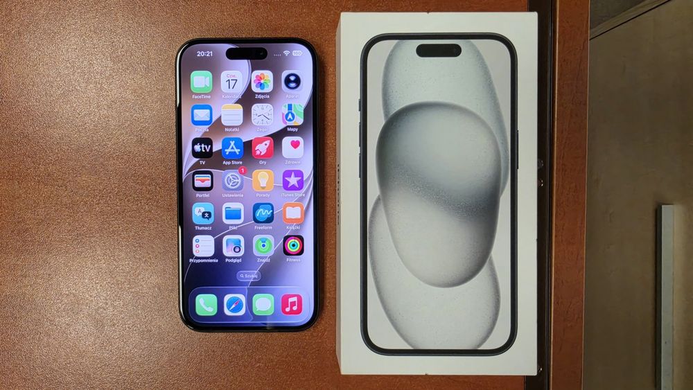 iPhone 15 128GB czarny, stan bdb