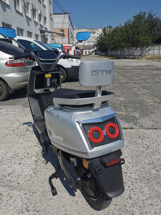 Электроскутер GTM Flex 1500W 72V 26Ah (83817)с гарантией без пробега